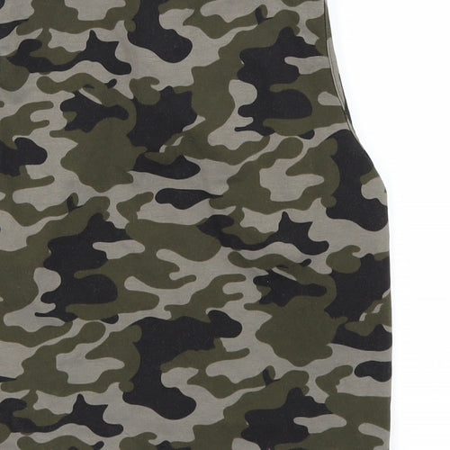New Look Girls Green Camouflage  Basic T-Shirt Size 14-15 Years