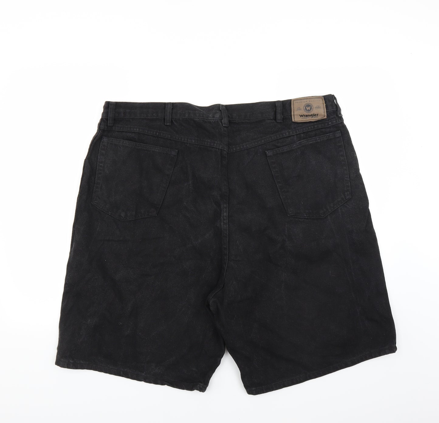 Preworn Mens Black   Bermuda Shorts Size 42 in