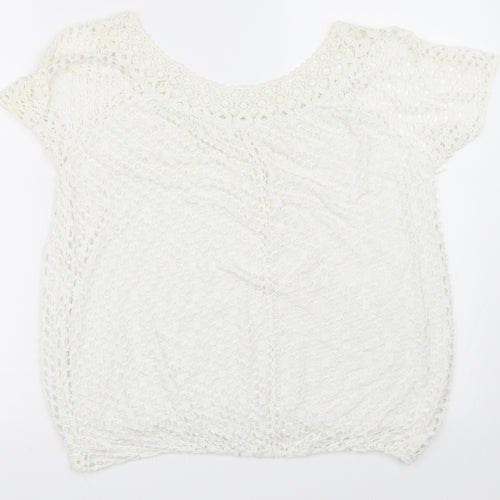 Preworn Womens White   Basic T-Shirt Size L