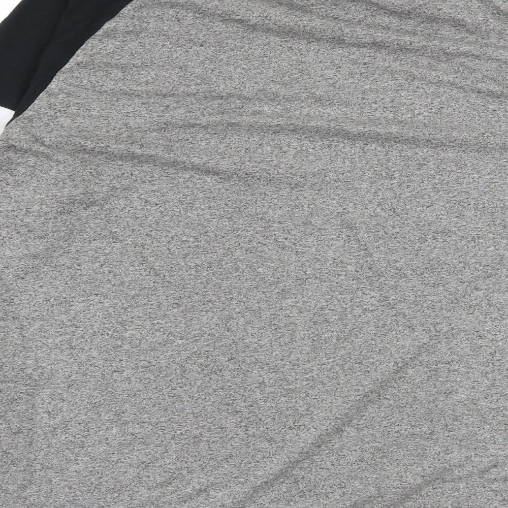 Cedar Wood State Mens Grey Striped Jersey  T-Shirt Size L