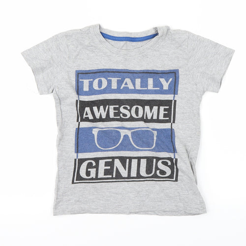 Preworn Boys Grey   Basic T-Shirt Size 4-5 Years