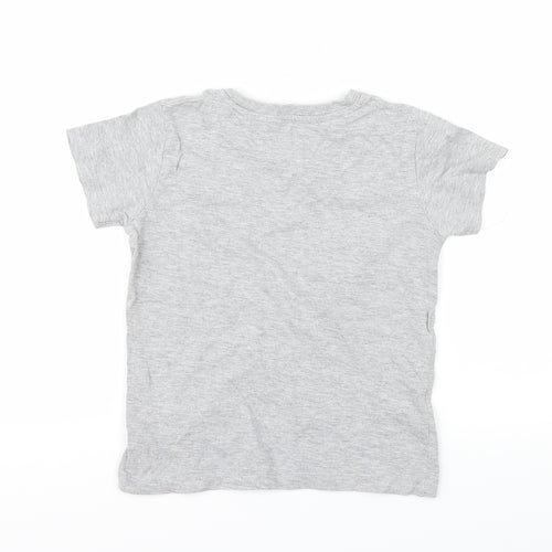 Preworn Boys Grey   Basic T-Shirt Size 4-5 Years