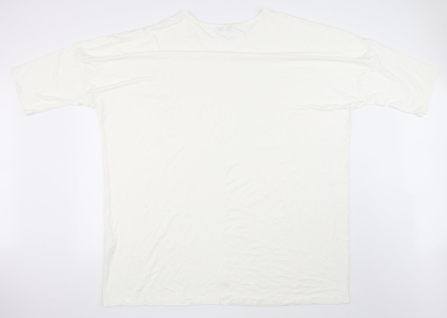 SheIn Womens White   Basic T-Shirt Size 2XL