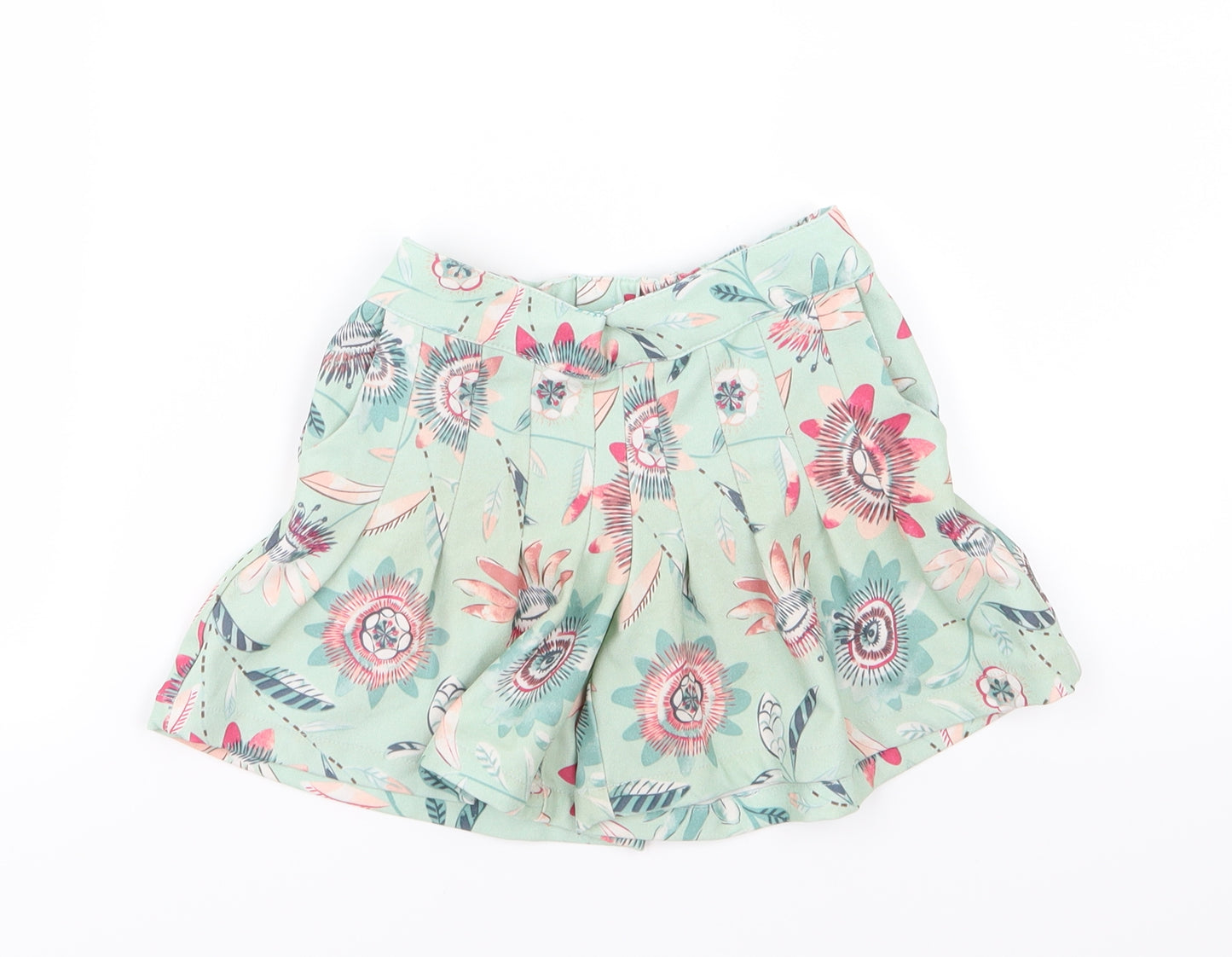 Matalan Girls Green Floral  Sailor Shorts Size 5 Years