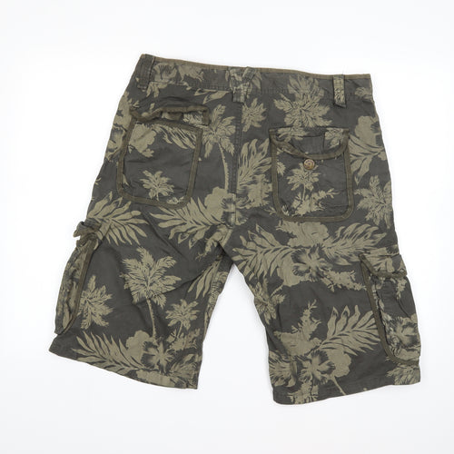 Daniel Lei Mens Green Floral  Bermuda Shorts Size XL