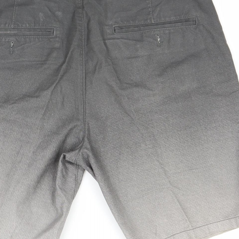 ACW85 Mens Grey   Chino Shorts Size 32