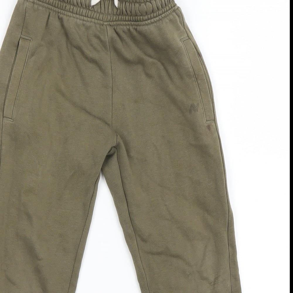 Preworn Boys Green   Jogger Trousers Size 5 Years