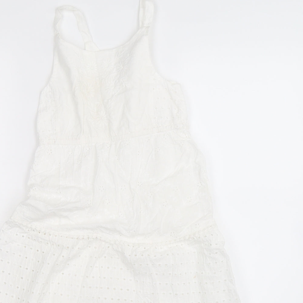 TU Girls White   Fit & Flare  Size 7 Years