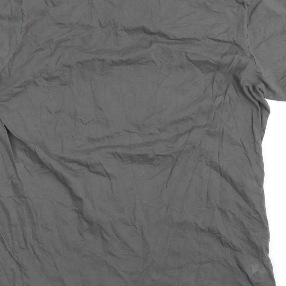 Gilden Mens Grey    T-Shirt Size L