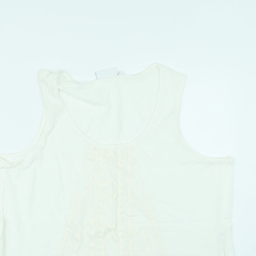 Jeanswest Womens White   Basic T-Shirt Size L