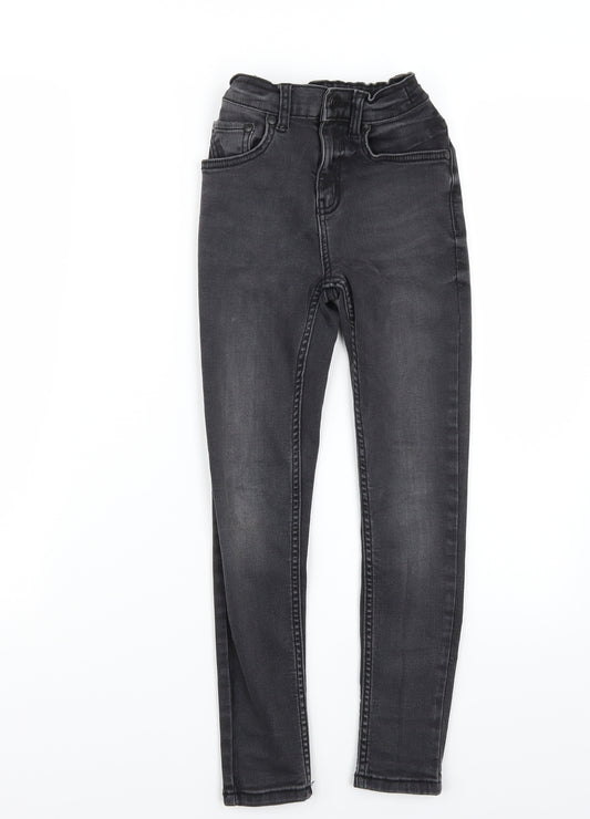Front view of Tu girls’ black skinny jeans, size 8, years