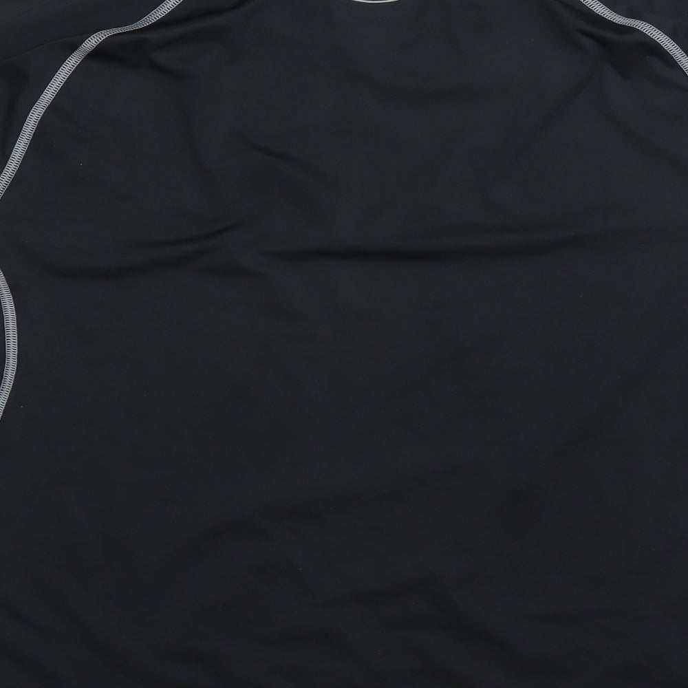 Under armour Mens Black    T-Shirt Size 2XL