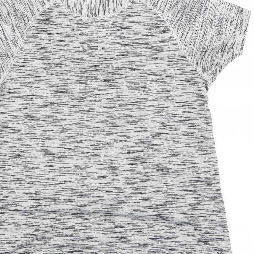 Saucony Womens Silver Houndstooth  Basic T-Shirt Size 12