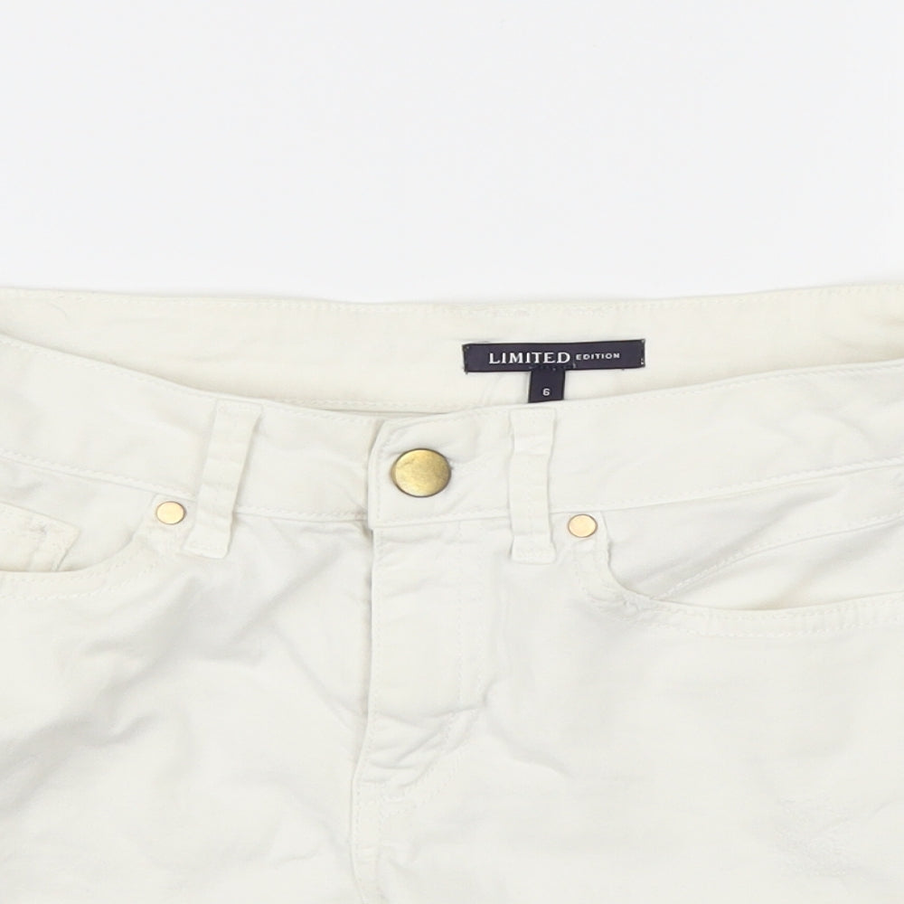 Limited Edition Womens White  Denim Cut-Off Shorts Size 6