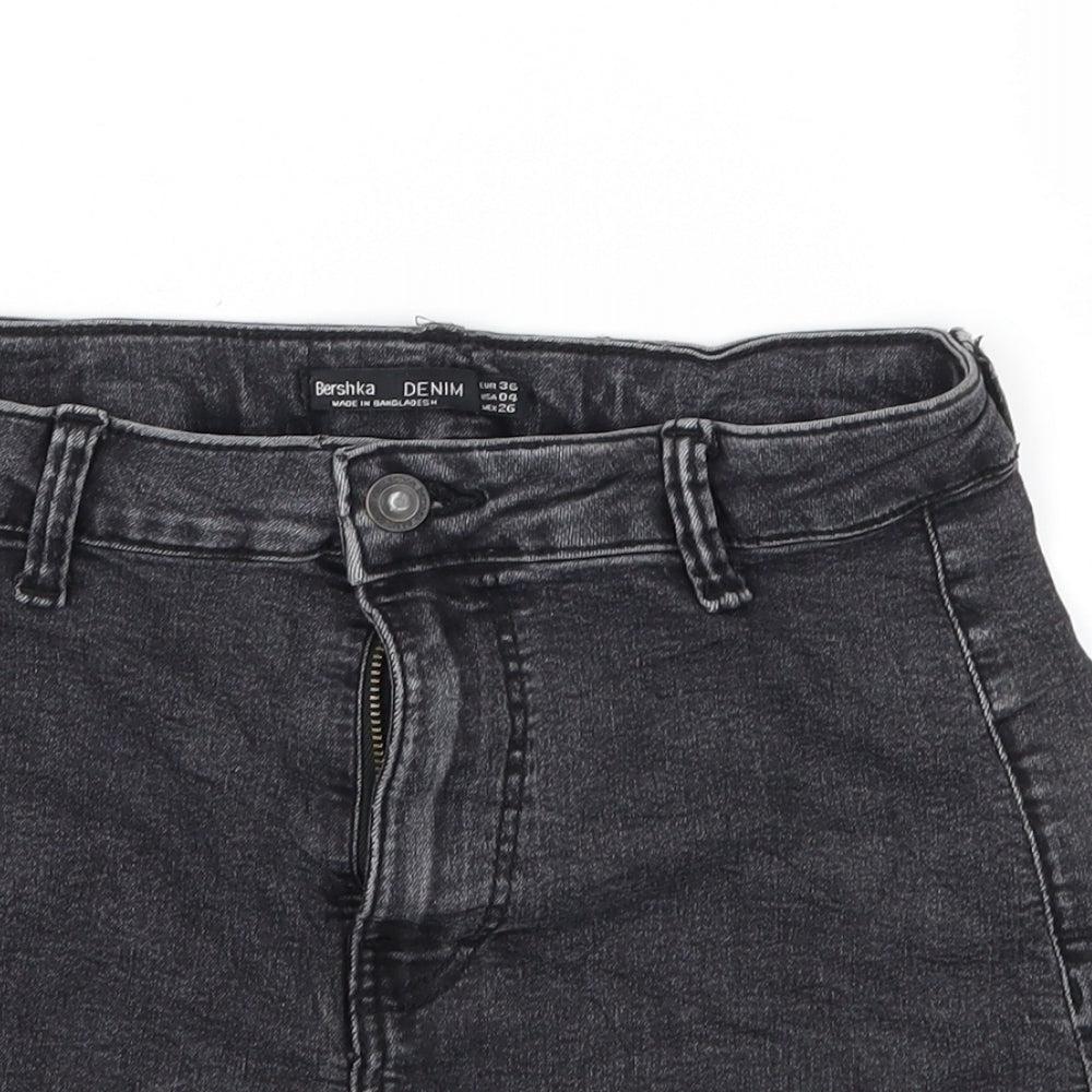 Bershka Womens Black  Denim Hot Pants Shorts Size 8