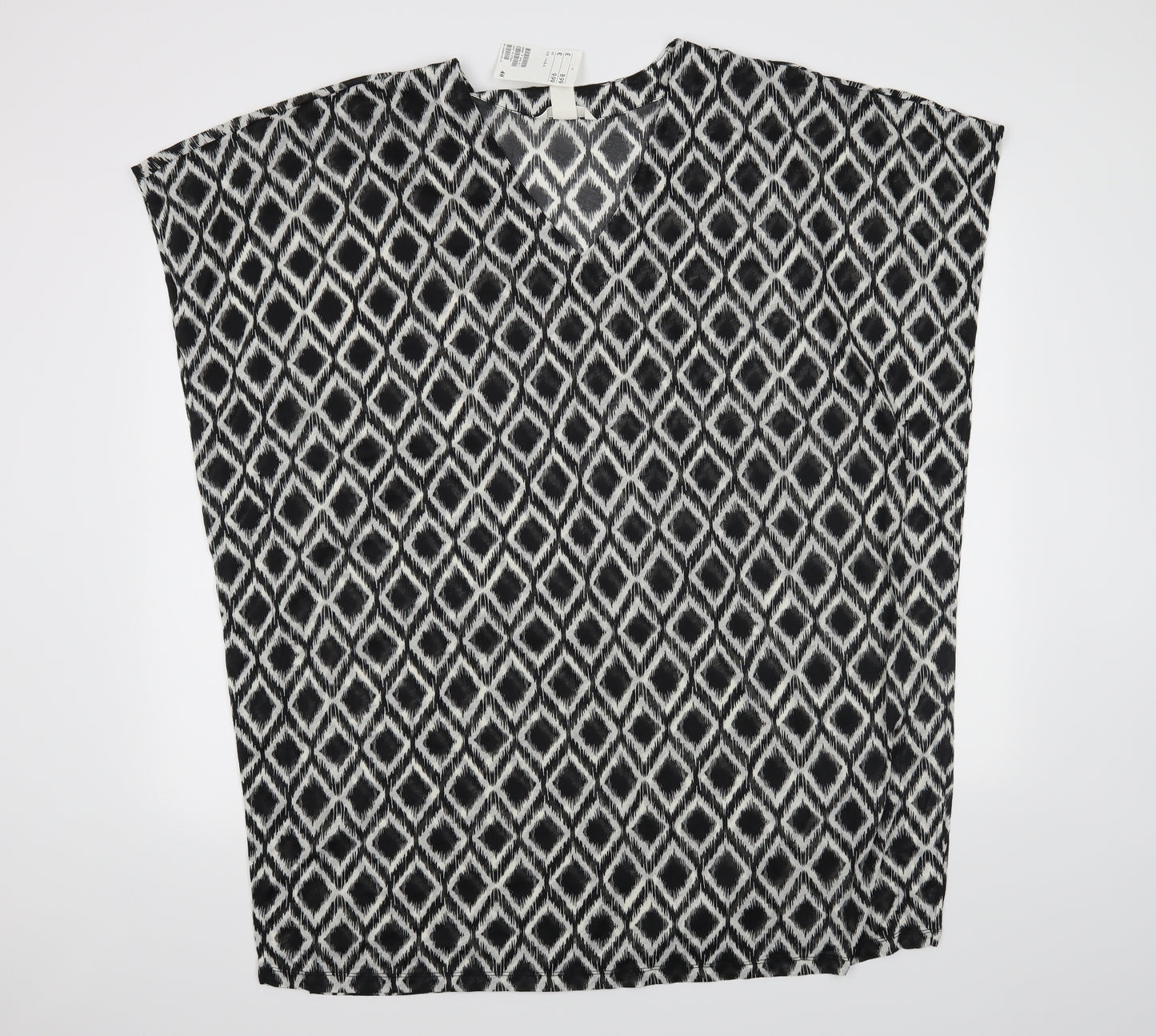 H&M Womens Black Argyle/Diamond  Basic Blouse Size L