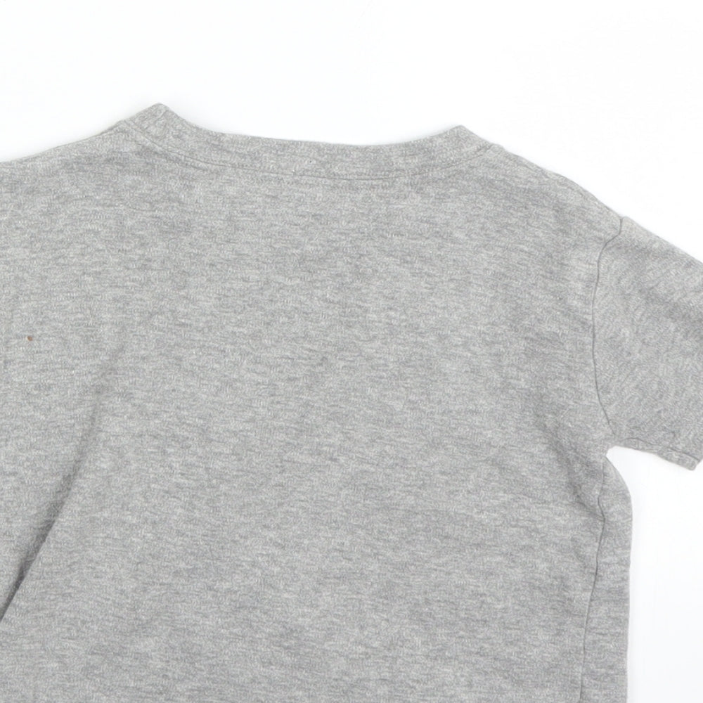 Preworn Boys Grey   Basic T-Shirt Size 2 Years