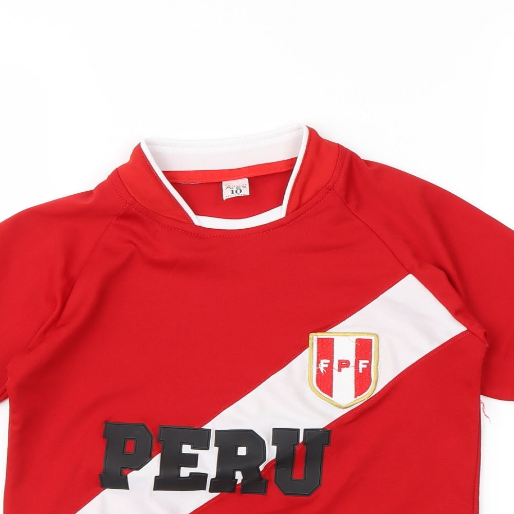 Preworn Boys Red   Basic T-Shirt Size 10 Years  - Peru