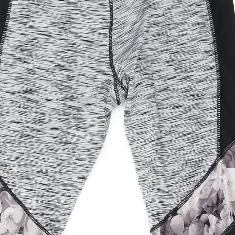 Preworn Womens Grey   Cropped Leggings Size S L20 in