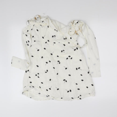 Dot & X Womens White   Fit & Flare  Size 8