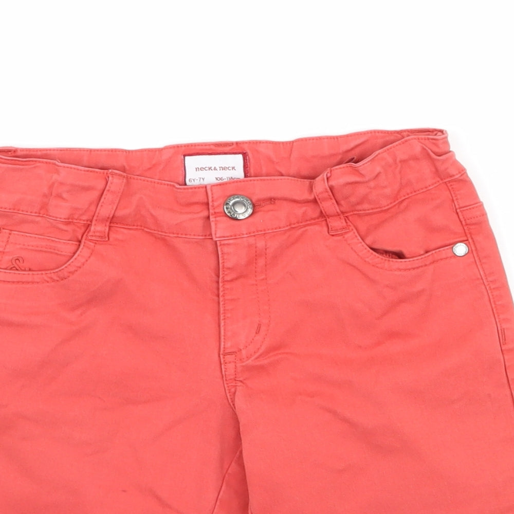 Neck & Neck Boys Red   Chino Shorts Size 6-7 Years