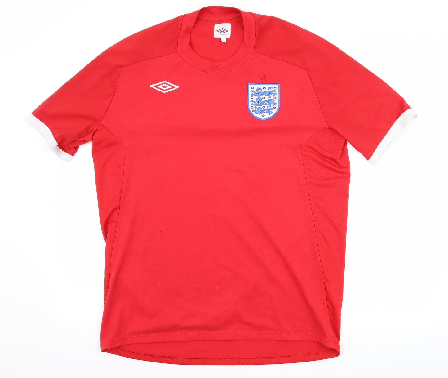 Umbro Mens Red    T-Shirt Size XL  - England