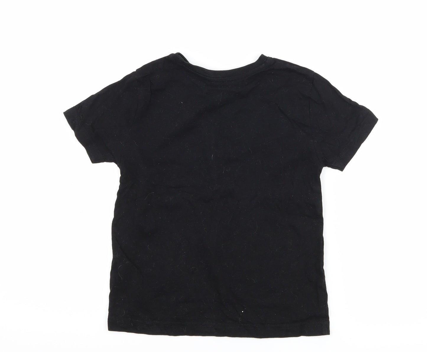 Primark Boys Black Batik  Basic T-Shirt Size 5-6 Years  - chrismtas