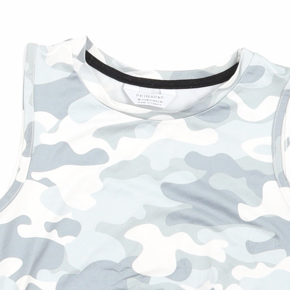 Primark Girls Grey Camouflage  Cropped T-Shirt Size 10-11 Years