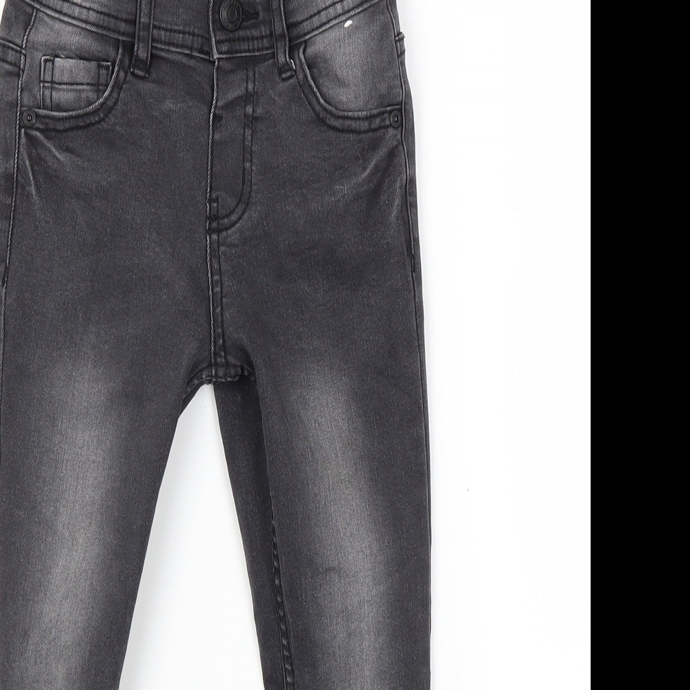 Primark Boys Black  Denim Skinny Jeans Size 4-5 Years
