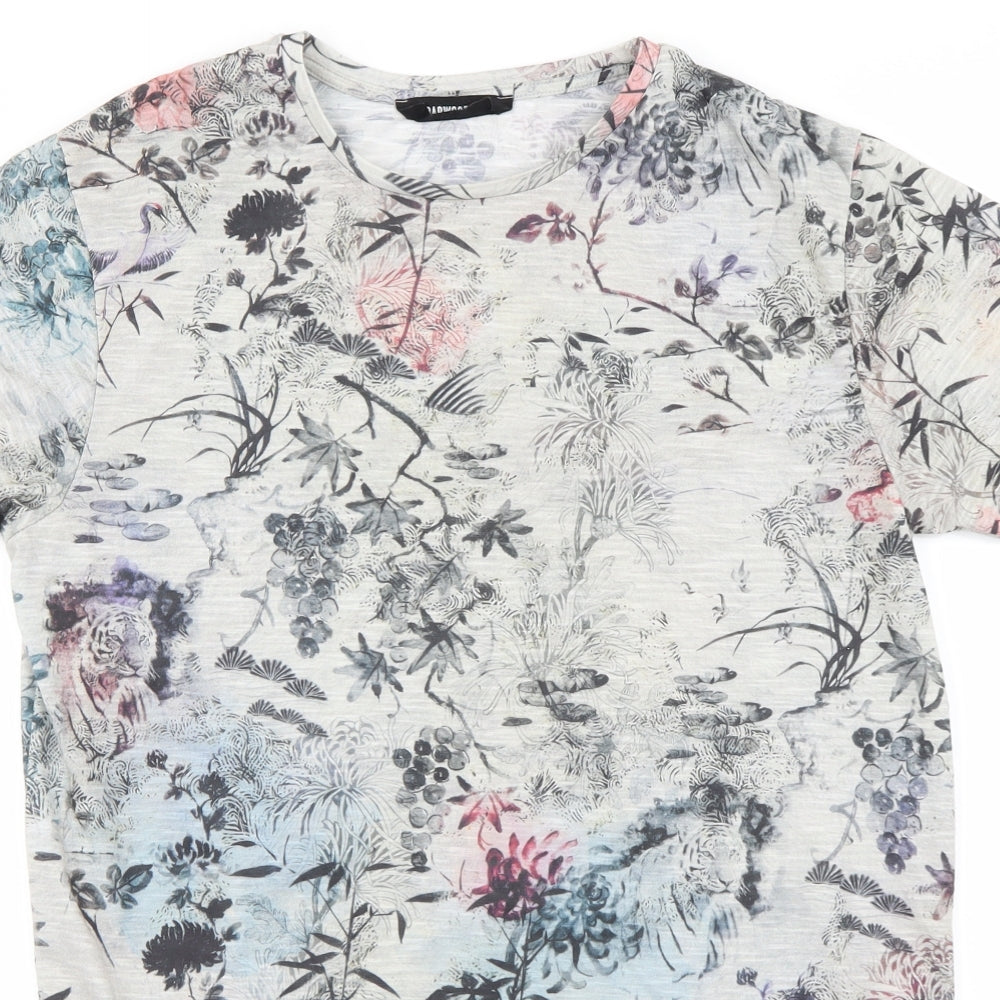 Cedar Wood State Womens Grey Floral  Basic T-Shirt Size M