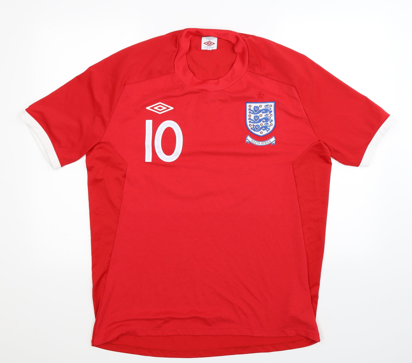 Umbro Mens Red   Jersey T-Shirt Size 46