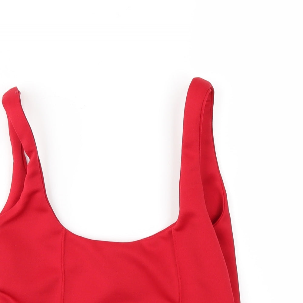 PRETTYLITTLETHING Womens Red   Basic T-Shirt Size 8