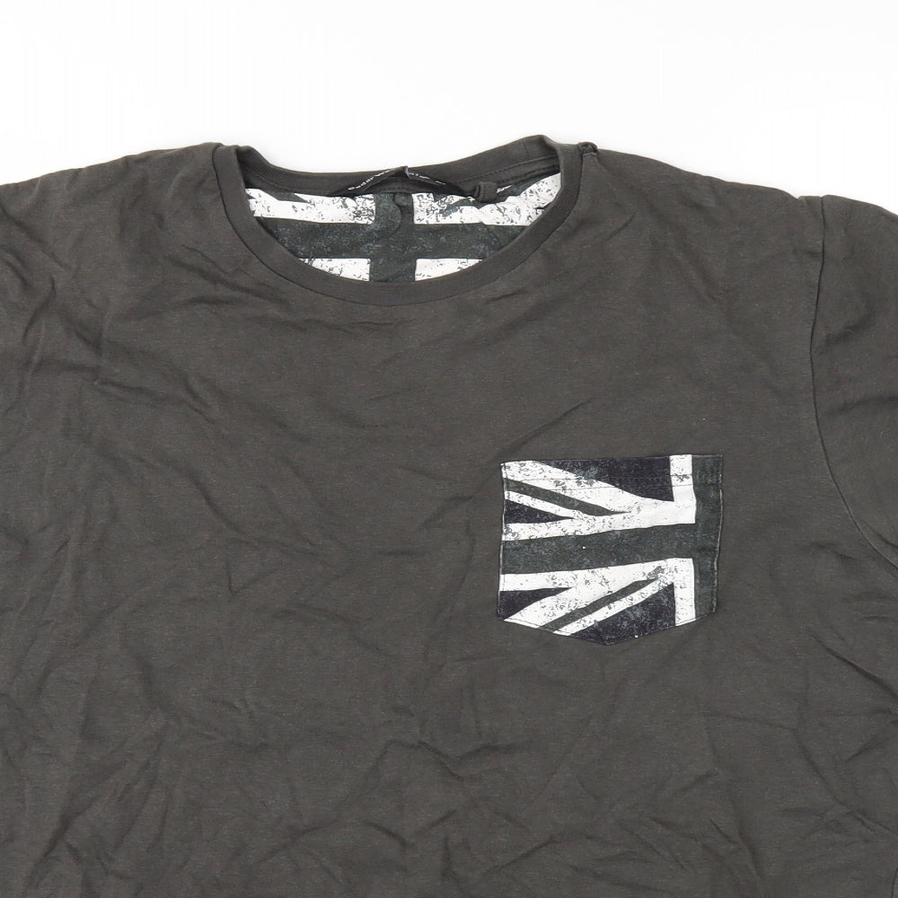 Cedar Wood State Mens Grey    T-Shirt Size M