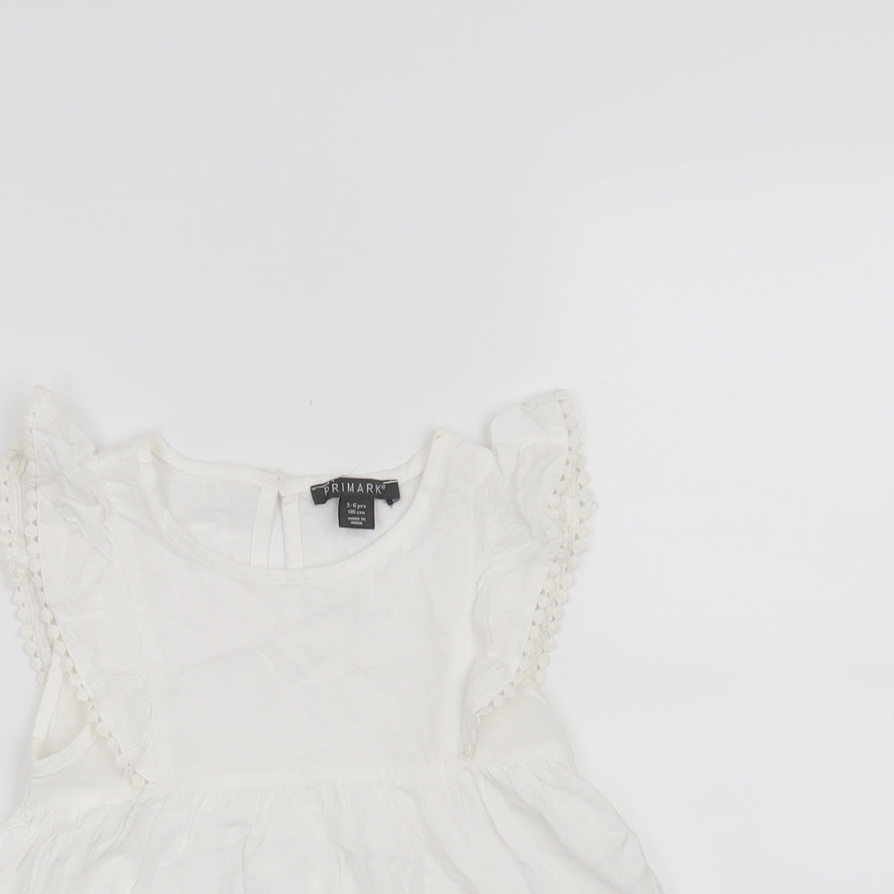 Primark Girls White   Basic T-Shirt Size 5-6 Years