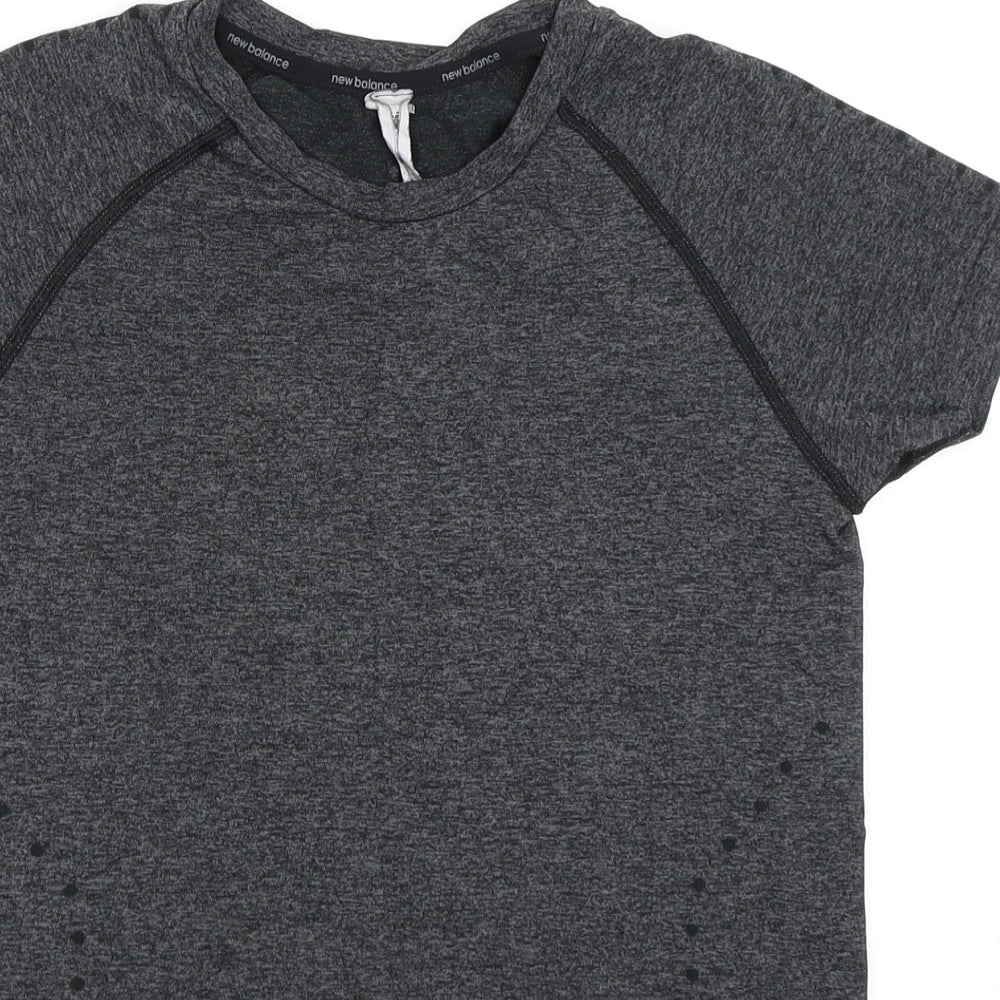 New Balance Womens Grey   Basic T-Shirt Size S