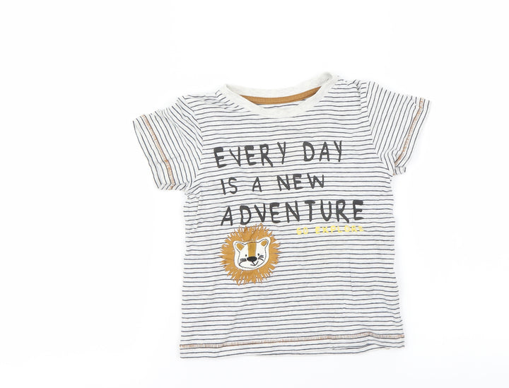 Preworn Boys White Striped  Basic T-Shirt Size 2-3 Years
