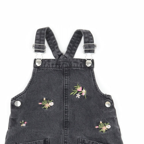 denim co Girls Grey Floral Denim Pinafore/Dungaree Dress  Size 4-5 Years