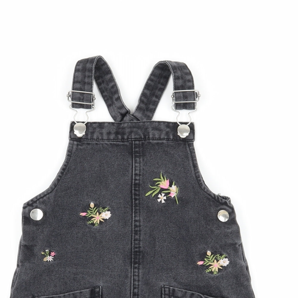 denim co Girls Grey Floral Denim Pinafore/Dungaree Dress  Size 4-5 Years