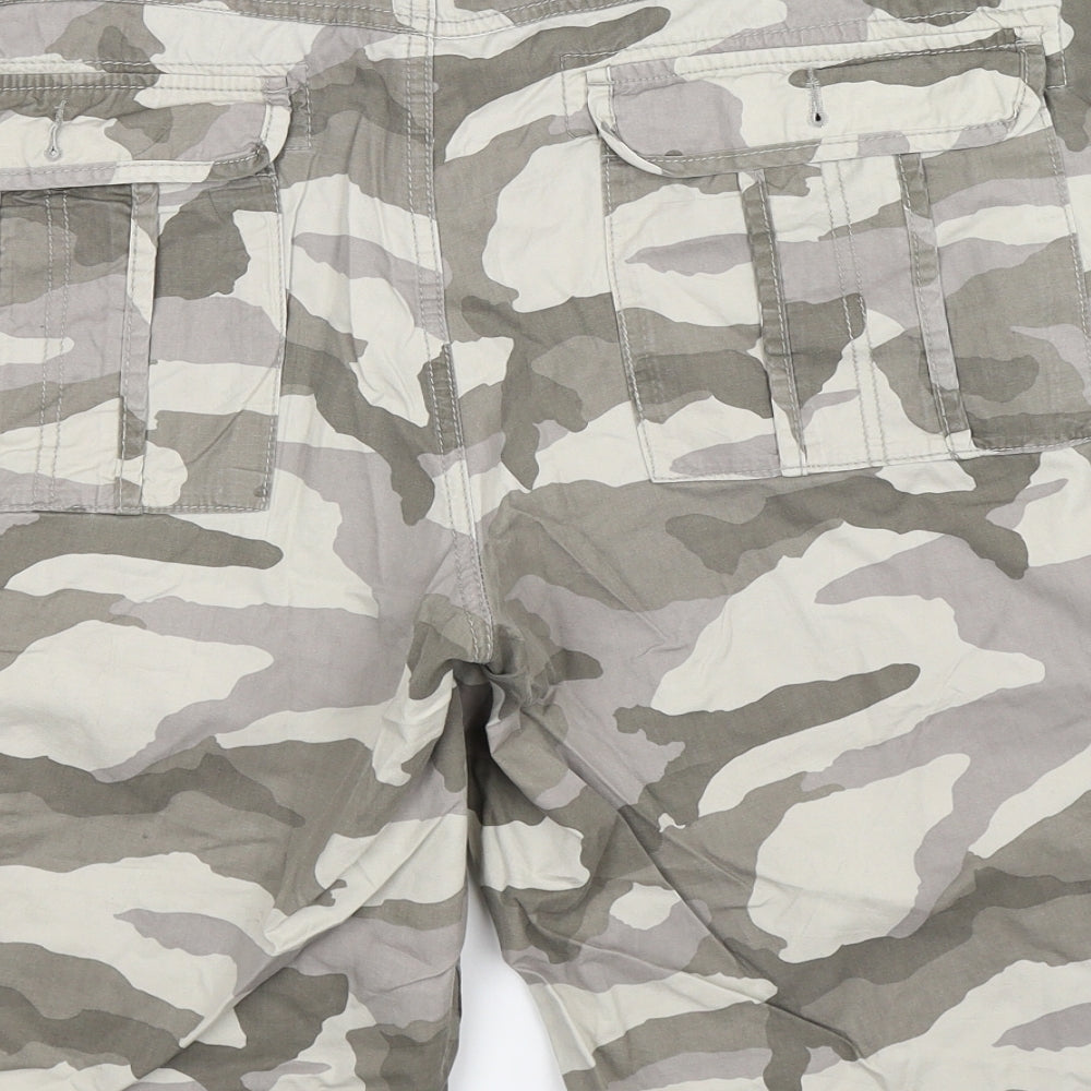 Easy Mens Multicoloured Camouflage  Cargo Shorts Size 38