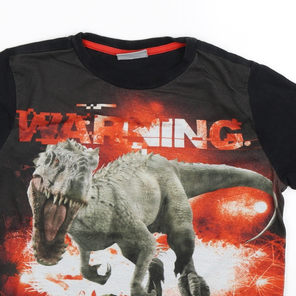 Preworn Boys Black   Basic T-Shirt Size 10-11 Years