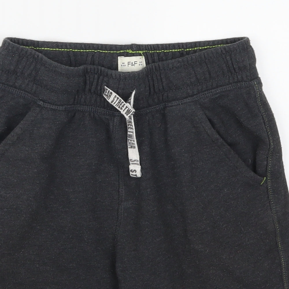 F&F Boys Grey   Sweat Shorts Size 8-9 Years