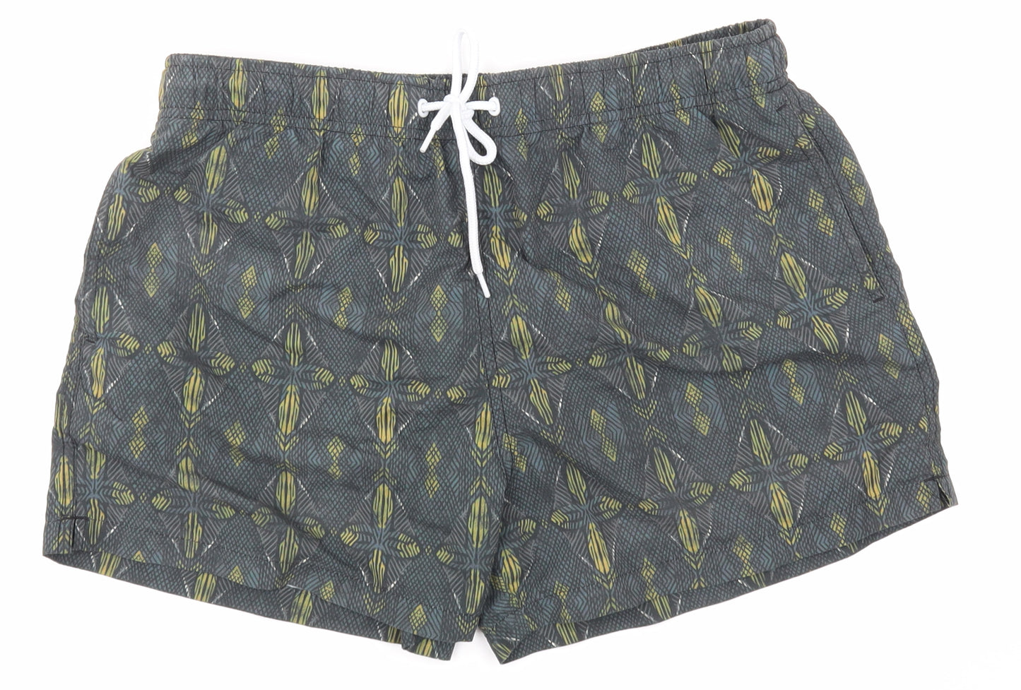 River Isalnd Mens Green Argyle/Diamond  Sweat Shorts One Size - SWIM SHORTS