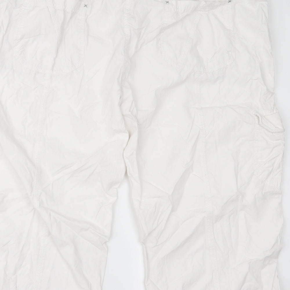MANTARAY PRODUCTS Womens White   Cropped Trousers Size 20 L21 in