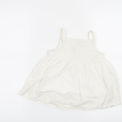 Marks and Spencer Girls White   Basic T-Shirt Size 5-6 Years
