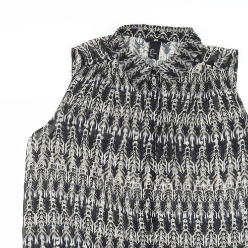 H&M Womens Grey Geometric  Basic Button-Up Size 8