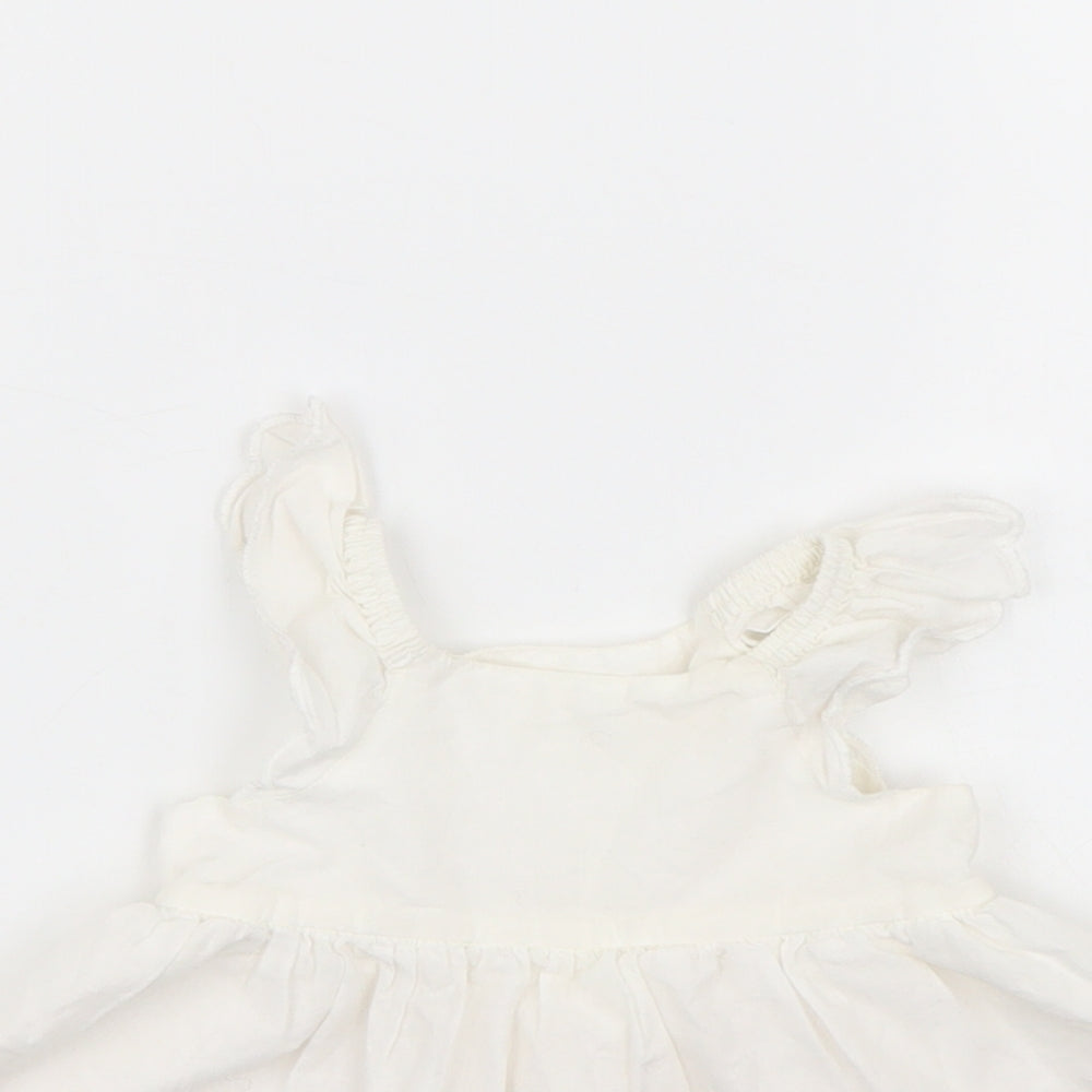 Gap Girls White   A-Line  Size 0-3 Months
