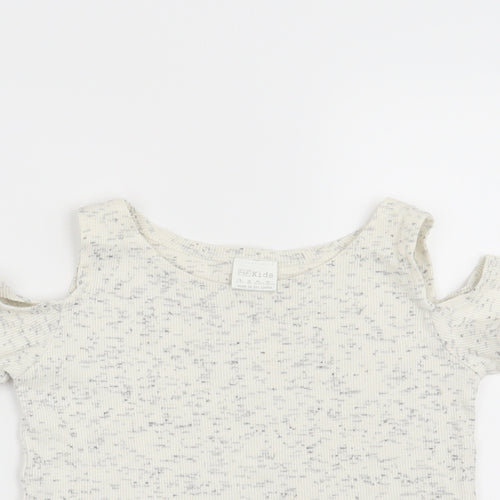 F&F Girls Grey   Basic T-Shirt Size 6-7 Years