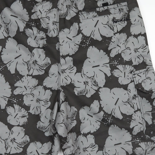 Weird Fish Mens Grey Floral  Athletic Shorts Size XL - swimming