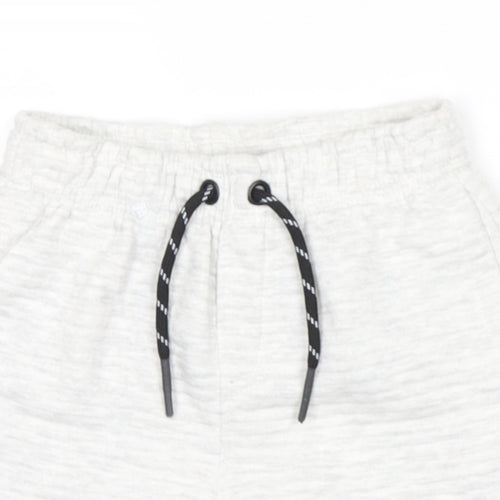 pep co Boys Grey   Cargo Shorts Size 5-6 Years