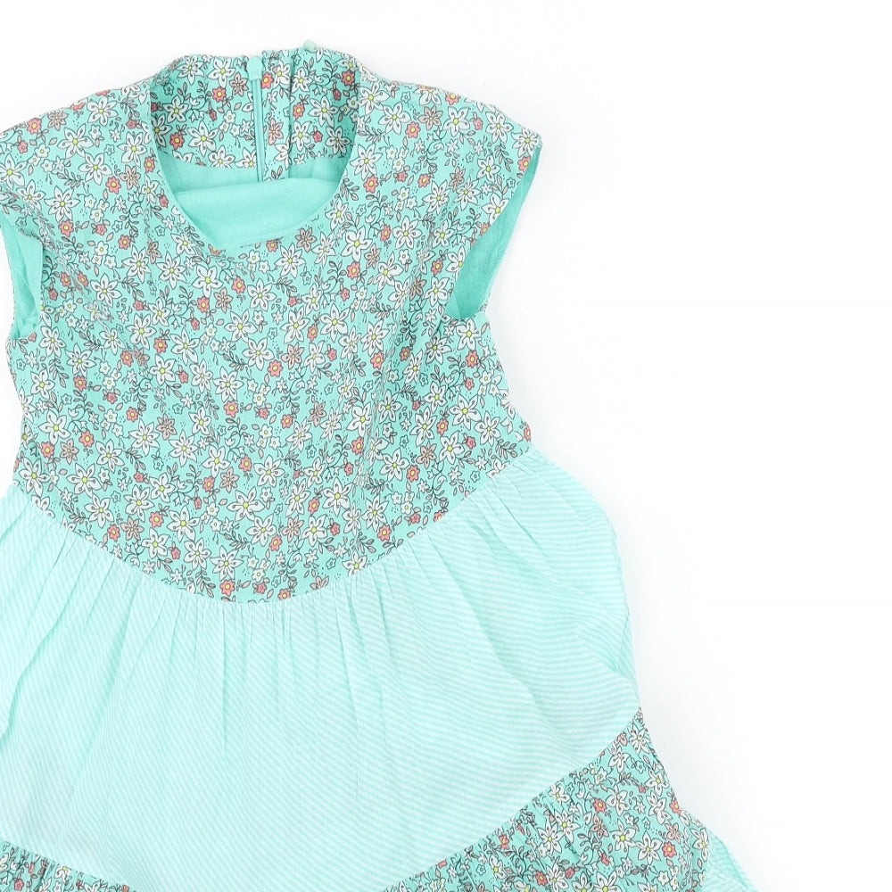Marks and Spencer Girls Green   Fit & Flare  Size 5-6 Years